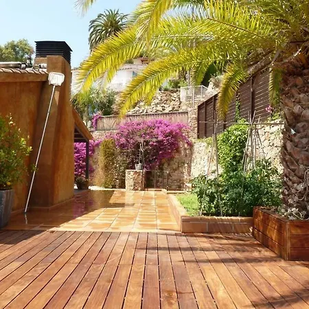 De Lujo Con Playa Privada Tossa de Mar